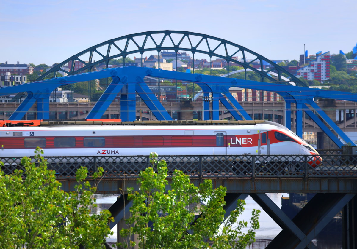 LNER Azuma leaving Newcastle station