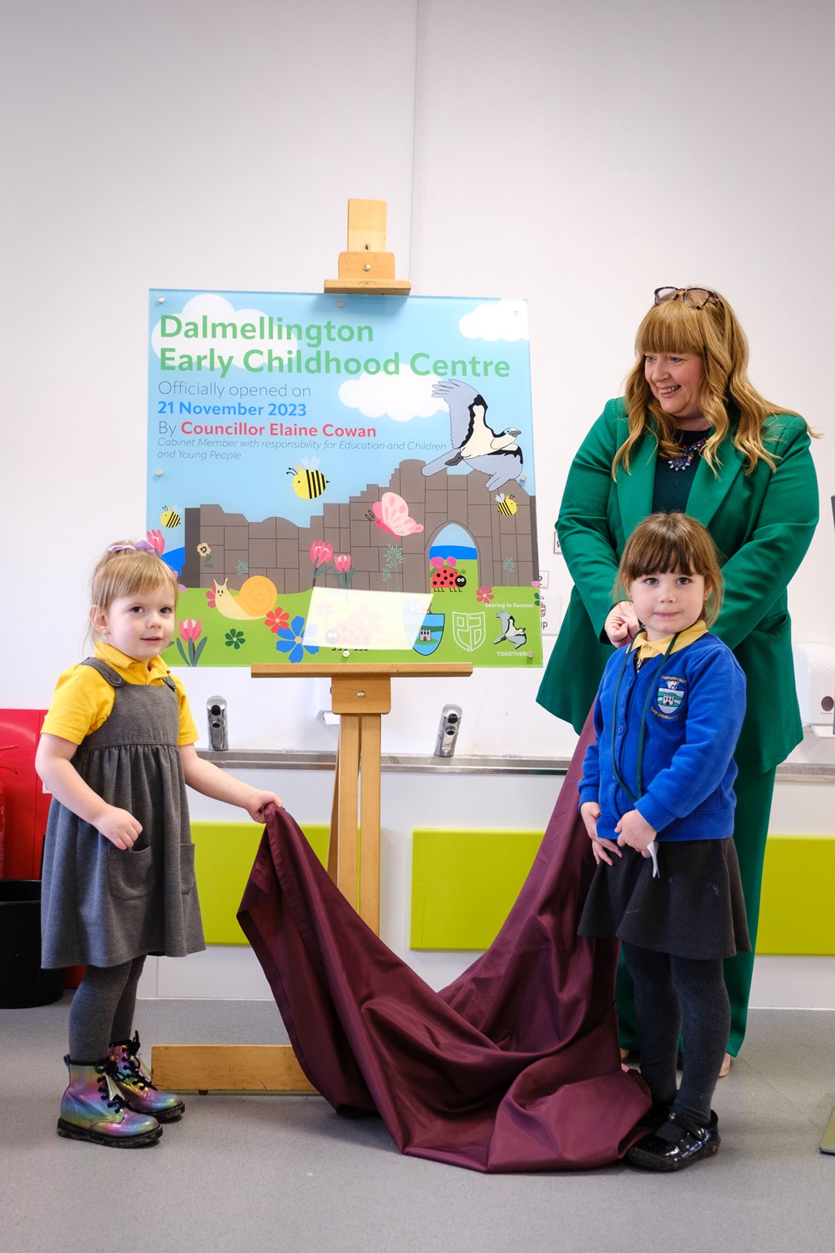 Cllr Cowan with Ada and Charlotte