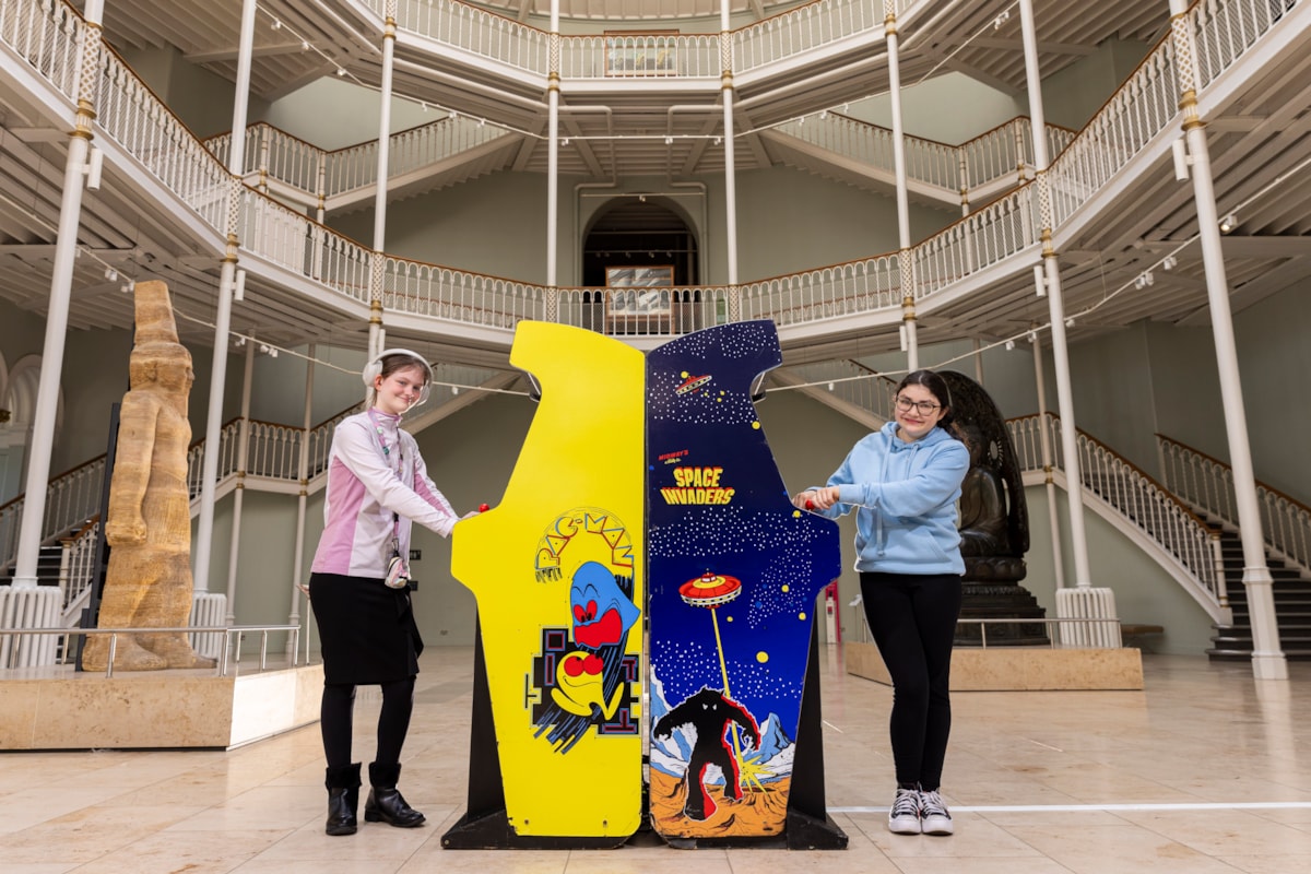 BAFTA Young Game Designer nominees Rebecca Jones and Eleanor Brooker at the National Museum of Scotland © Duncan McGlynn-2