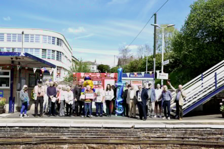 An image of volunteers celebrating the 175th anniversary of the Bentham Line