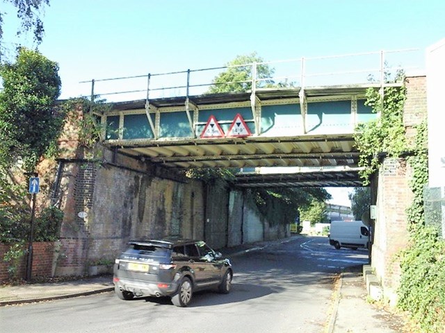 Network Rail awards bridge strengthening contract: Station Road Leatherhead bridge