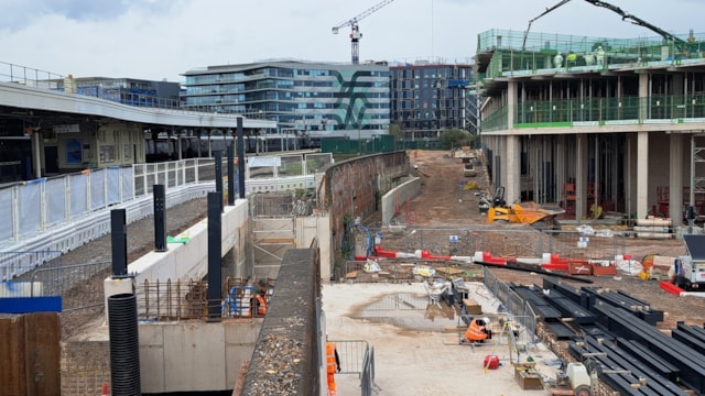Bristol Temple Meads station’s £23m Eastern Entrance reaches construction milestone: Main image  Bristol TM Eastern Entrance 26 March start of steel frame elevated side view