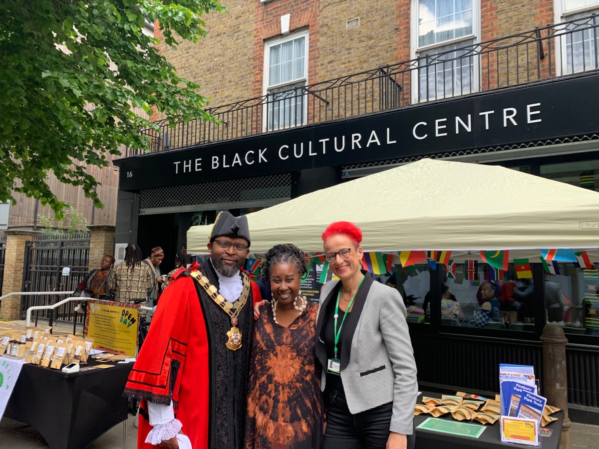 Mayor of Islington, Cllr Jason Jackson (left) alongside Anna Njie, Director of Go Africa (middle) and Cllr Sheila Chapman (right).