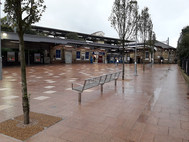 New lift and staircase to improve access and safety at Maidenhead station: Maidenhead station-2