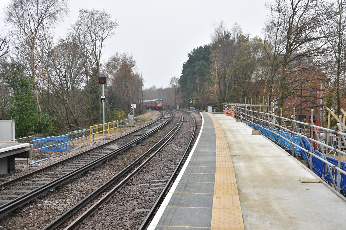 Camberley Station Platform Extensions, December 2016 (2)