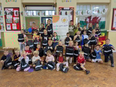 Activity bags 1 - bagiau gweithgaredd 1