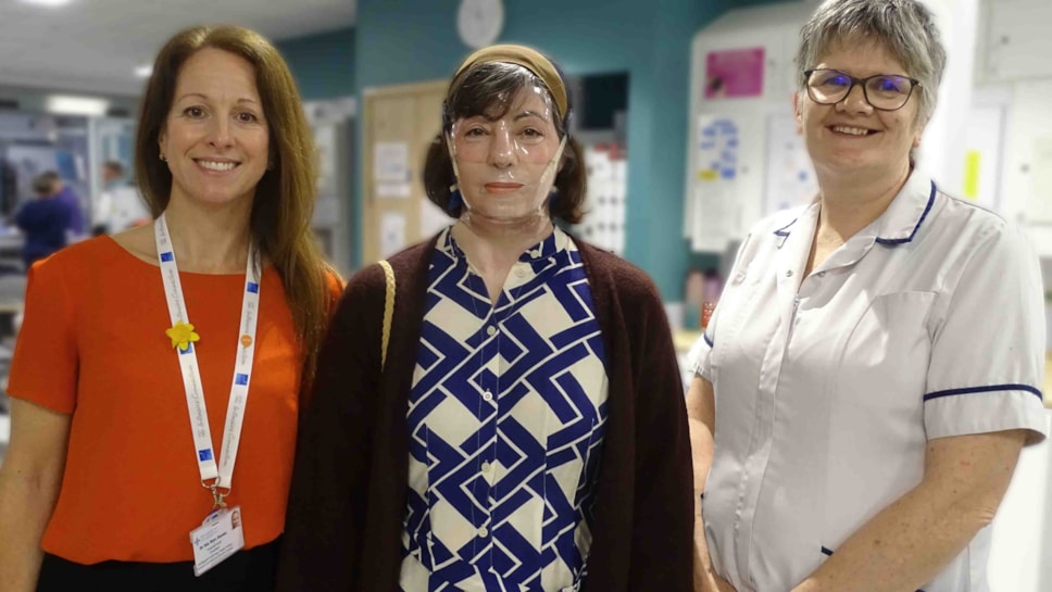 Sian Morgan with consultant intensivist Nia Wyn Davies and burns clinical specialist physiotherapist Menna Davies