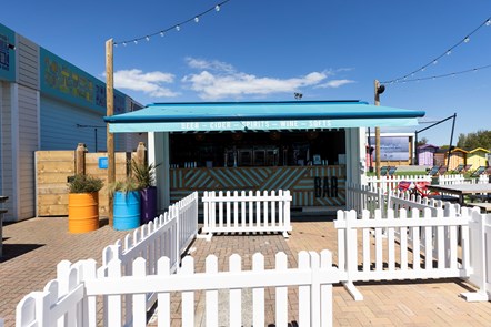 Outdoor Bar at Golden Sands