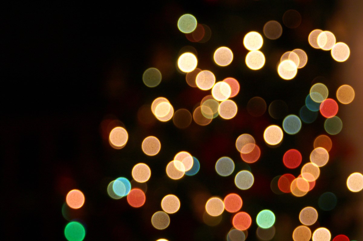 christmas-lights-1184015-1919x1275