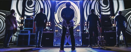 Live Forever - with a tribute to Oasis-7