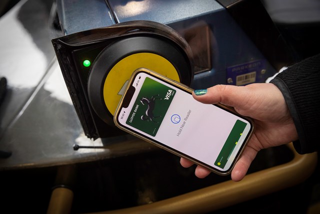 TfL Image - TfL celebrates a decade of contactless payment on London’s ...