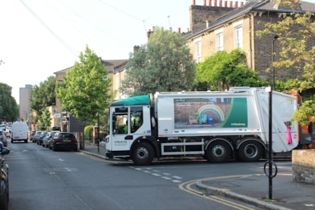 Waste truck 2