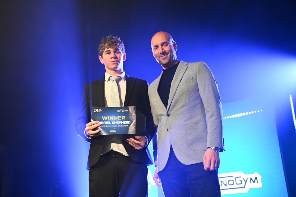 Sports Awards - Gabriel Shepherd: Gabriel Shepherd from Leeds Aquatics won Young Sportsperson of the Year, pictured with Jonny Morris.
Picture: SWPix.com