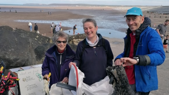 Join the Northam Burrows Rangers and Plastic Free Torridge for the Great British Spring Clean 2025!: beach clean volunters