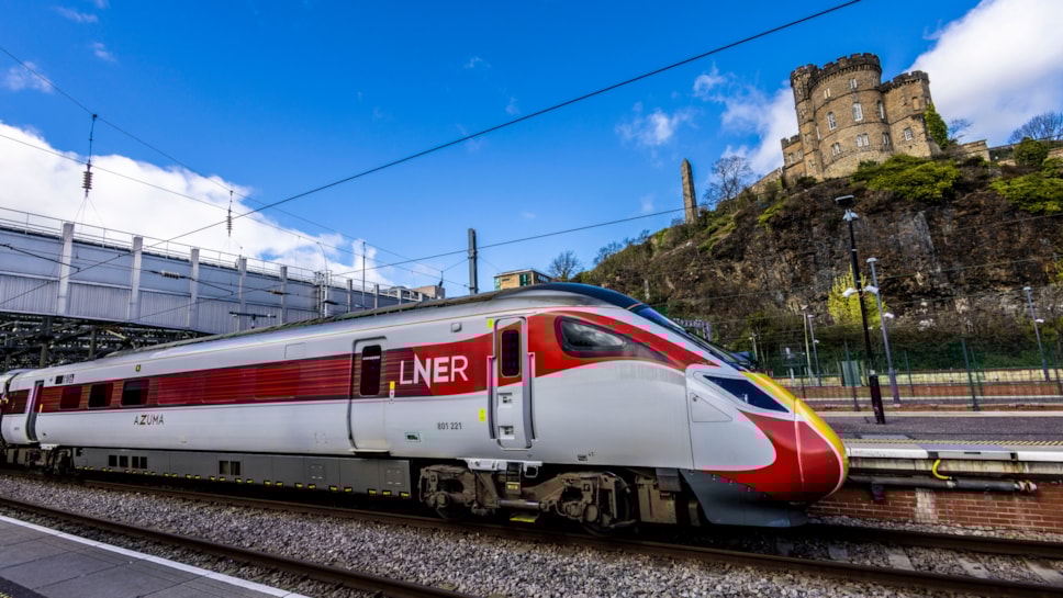 LNER Azuma at Edinburgh Waverley Station-2
