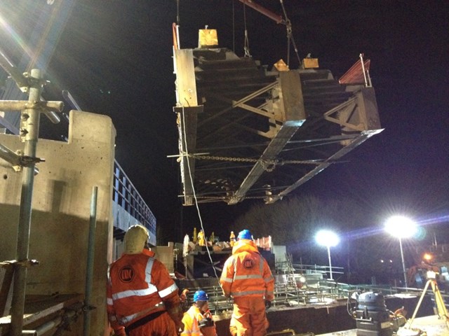 Second phase completed for removing major bottleneck in Ipswich: Old bridge taken away over the River Gipping, Ipswich