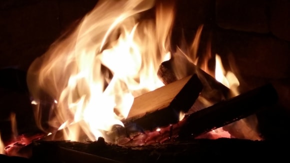 How to transform your garden into a cosy retreat with British Garden Centres: BGC Firepit for a cosy garden retreat