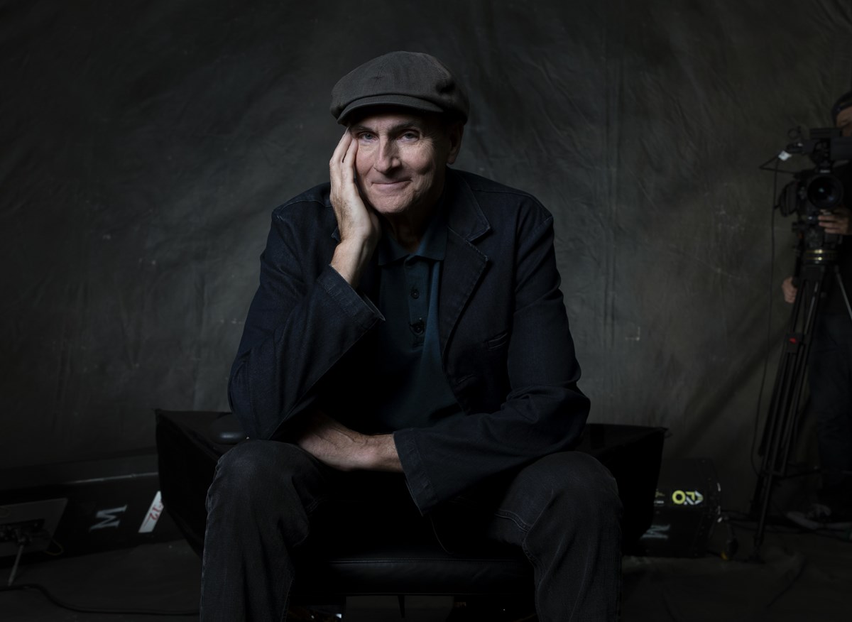 JamesTaylor PublicityPhoto Credit NormanSeeff GeneralUse2 Color