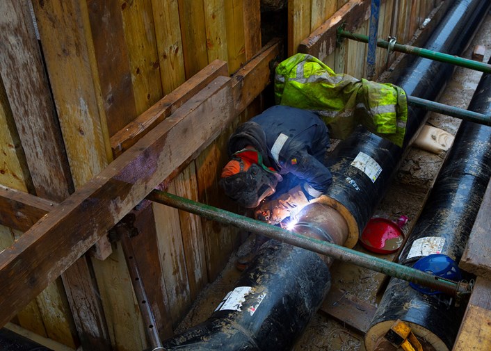 St James’s Hospital and Quarry House to be connected to Leeds district heating network: Leeds PIPES DH Welding 2