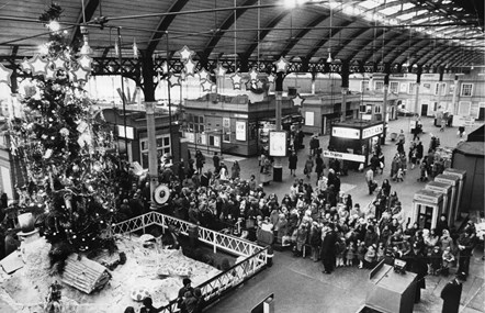 Hull Paragon Station in 1976