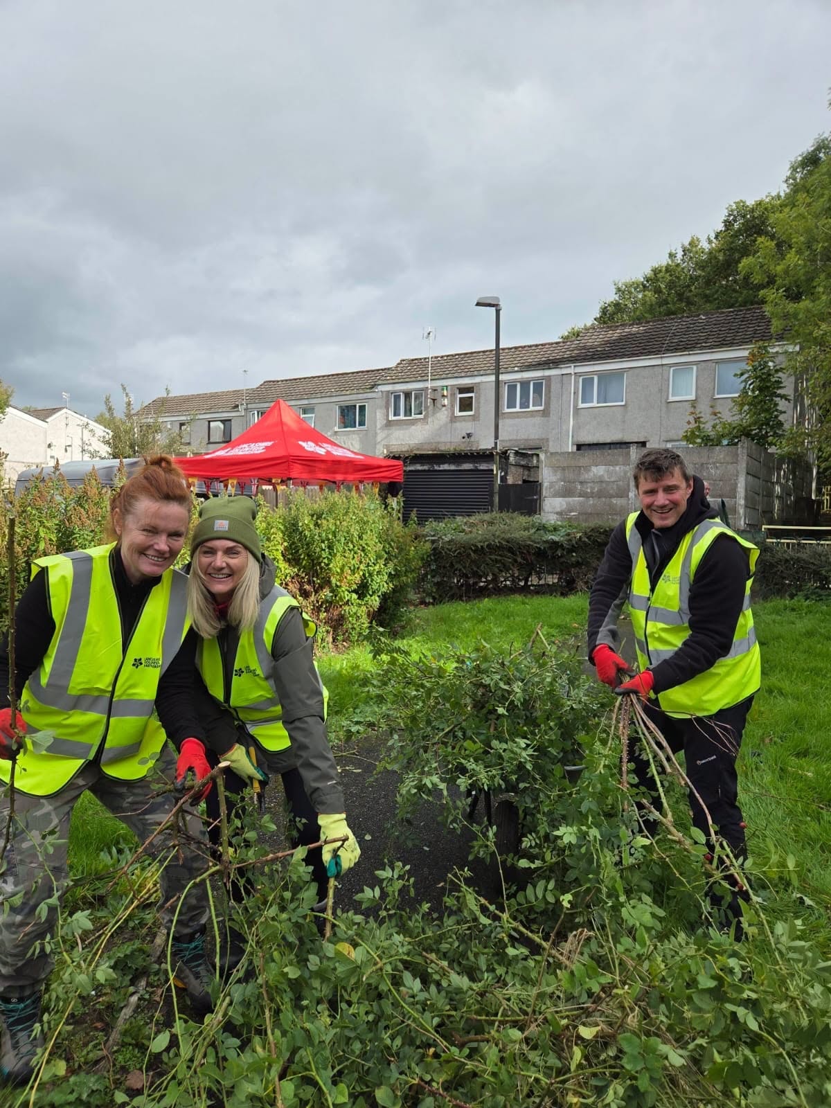Ella with volunteers