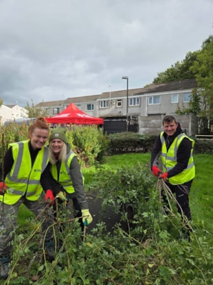 Ella with volunteers