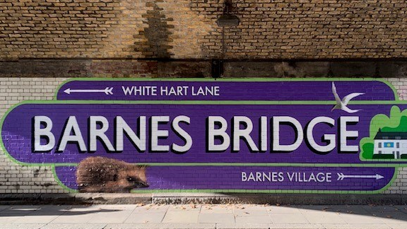 Barnes Bridge sign