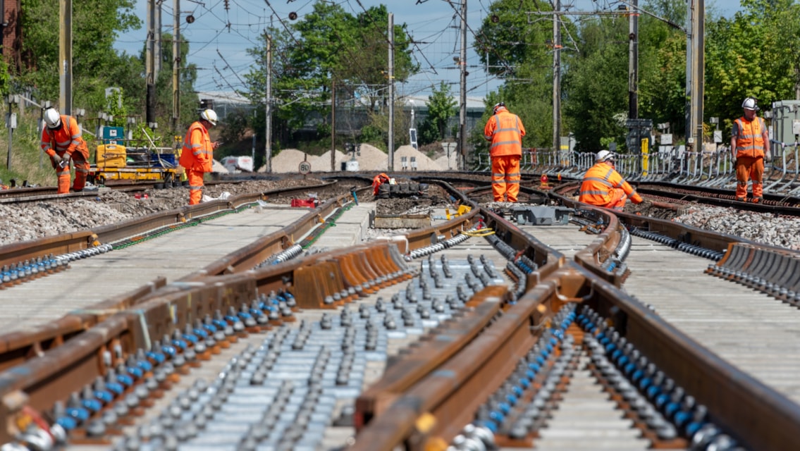 Video released of major bank holiday railway renewals in Warrington: Warrington - Dallam Junction close up of new switches and crossings