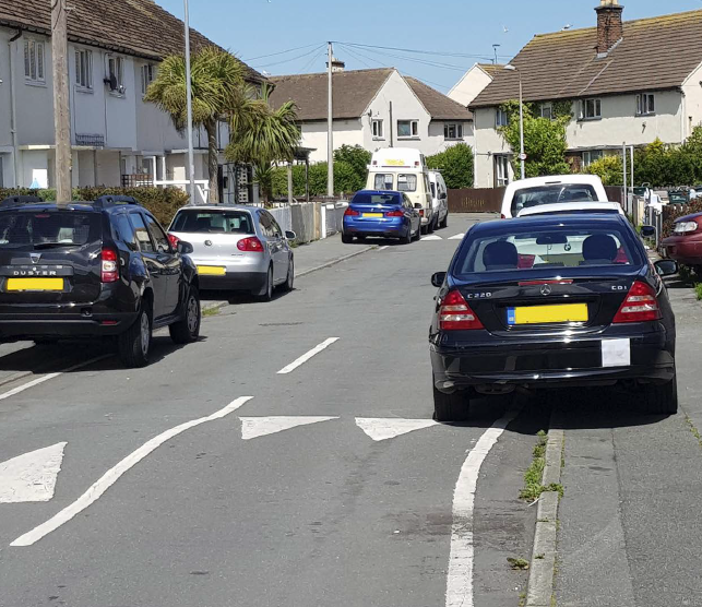 Pavement parking-3