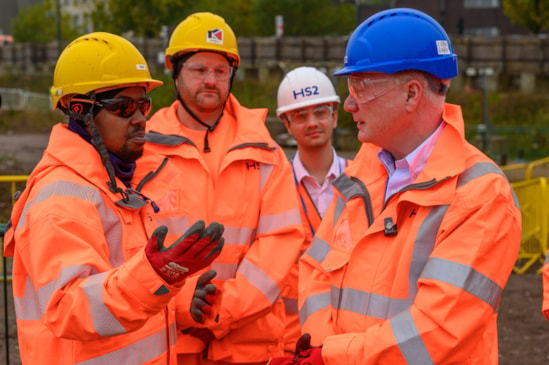 Keltbray & MDJV staff talking to West Midlands Mayor Richard Parker