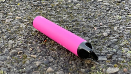 discarded vape 7 KWT image