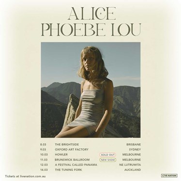 Alice Phoebe Lou - She (Live) 
