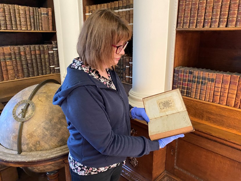 Library messages reveal fascinating chapter in the story of Temple Newsam: IMG 4827