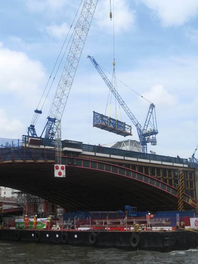 Blackfriars station - Thames takes the strain (1)