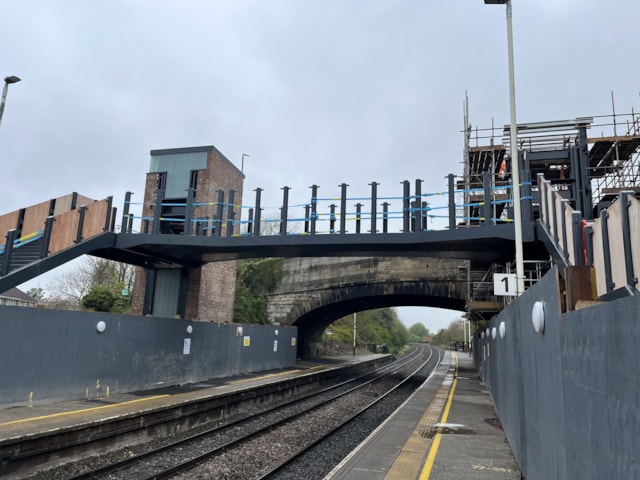 New bridge deck indstalled at Garforth station, Network Rail (1)