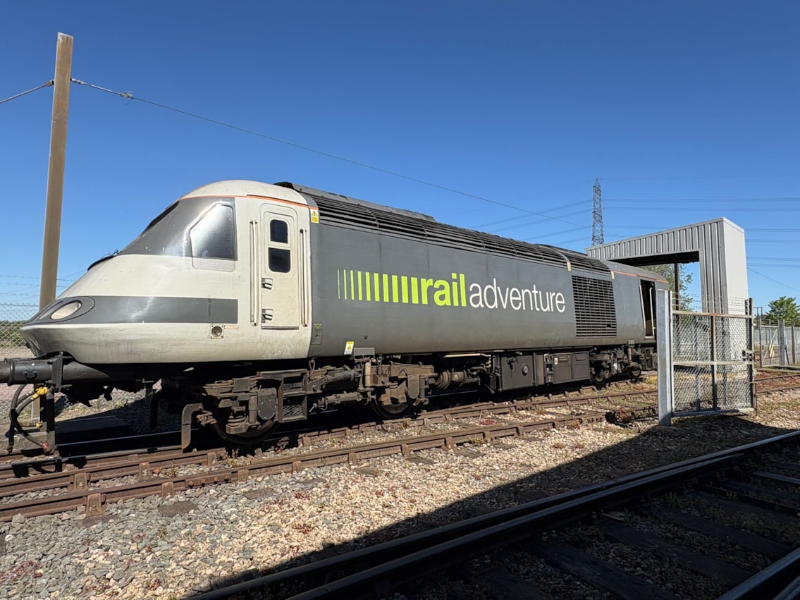 Fitted vehicle 43468 at Loughborough