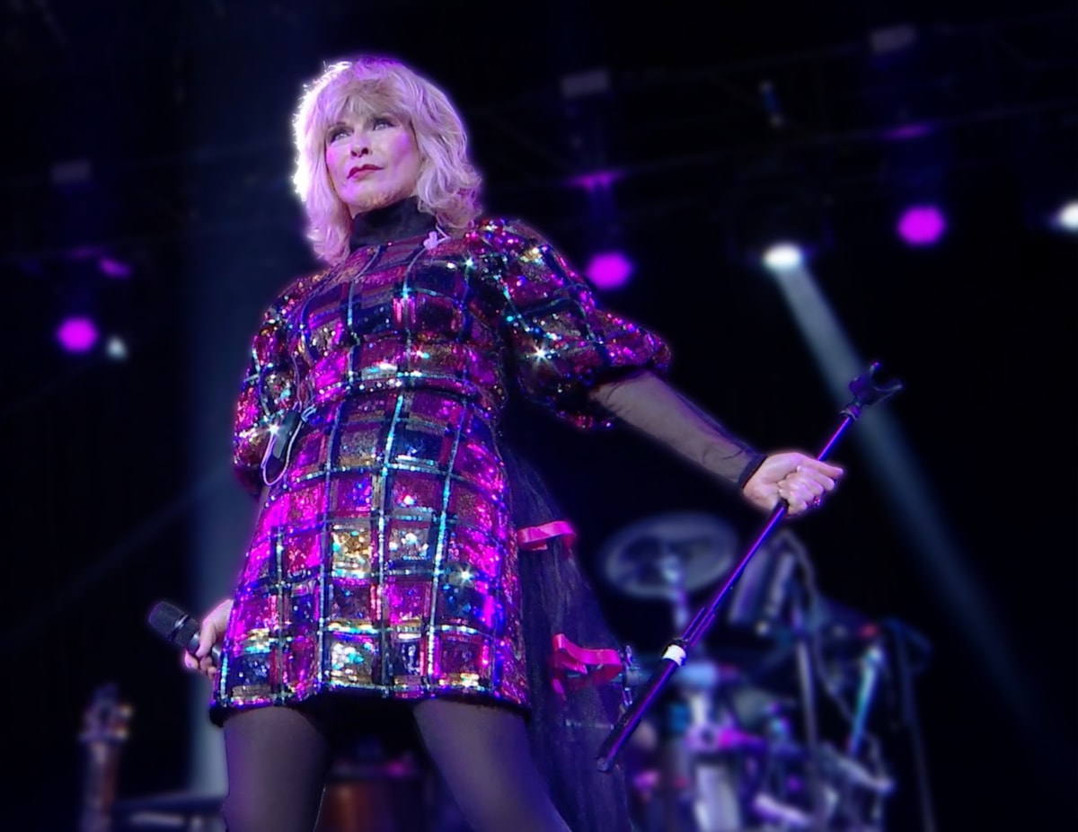 Toyah - tour pic - approved