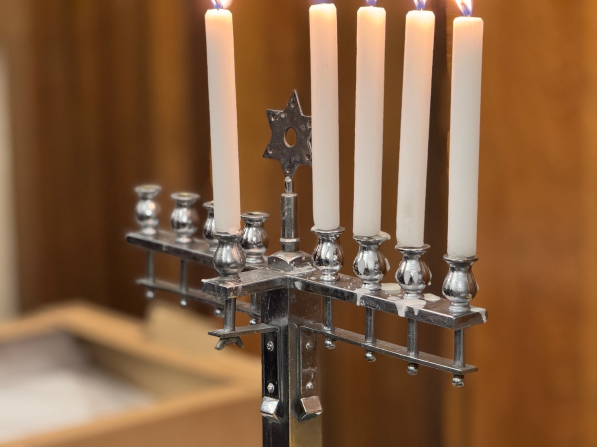 The festival begins with the lighting of a single candle on the menorah. The number of lit candles increases each night across the eight nights.
