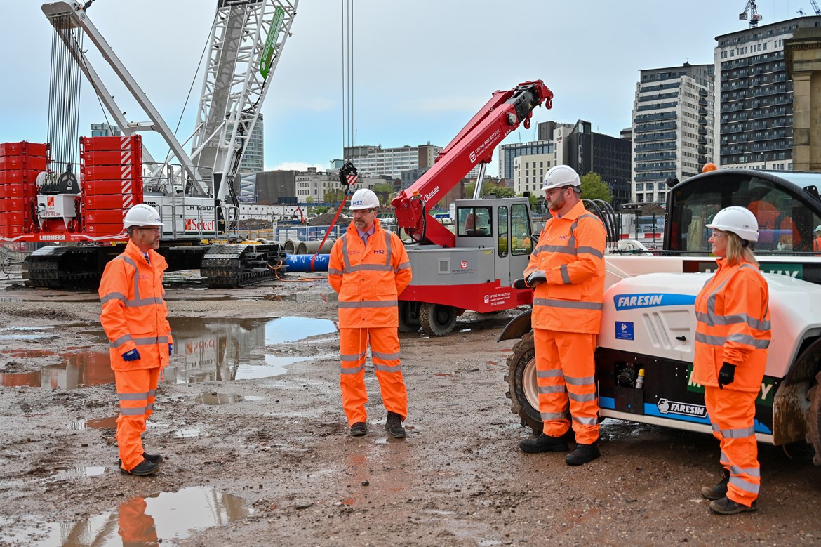 HS2 station contract confirmed with 1,000 new jobs on Birmingham’s biggest construction project: HS2 Minister visits Birmingham to mark Curzon Street Station contract award