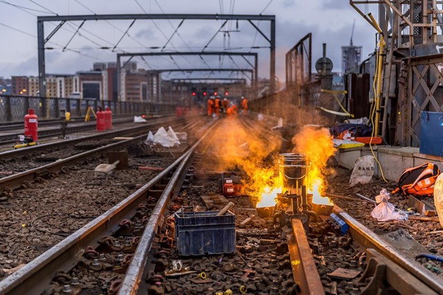 Christmas 2019 work to replace waybeams in King Edward Bridge Newcastle