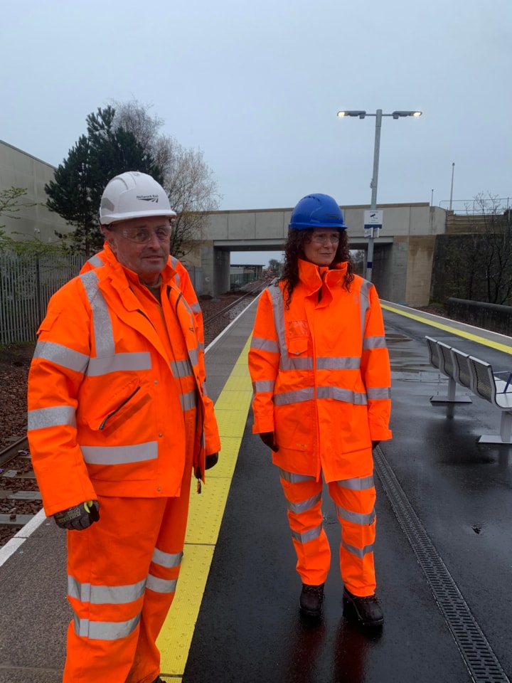 Wendy Chamberlain MP with Network Rail's Joe Mulvenna at the new Leven station-2