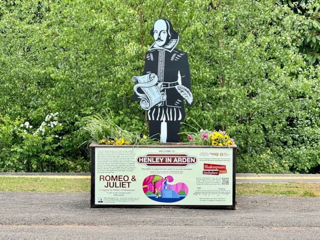 Henley-in-Arden Shakespeare statue: Henley-in-Arden Shakespeare statue