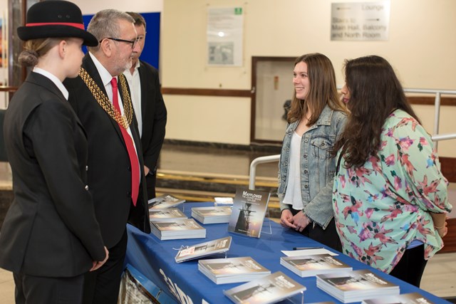 Cllr Sam Davey talks to Publishing students