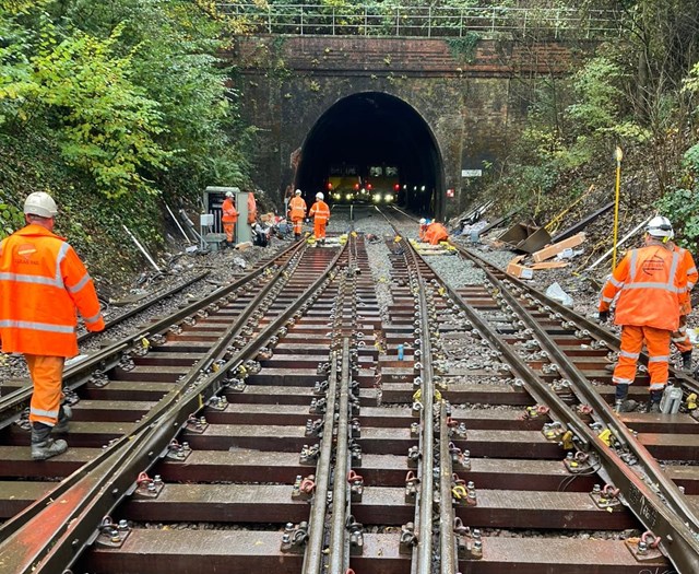 Salisbury tunnel junction: Salisbury tunnel junction with points now in place