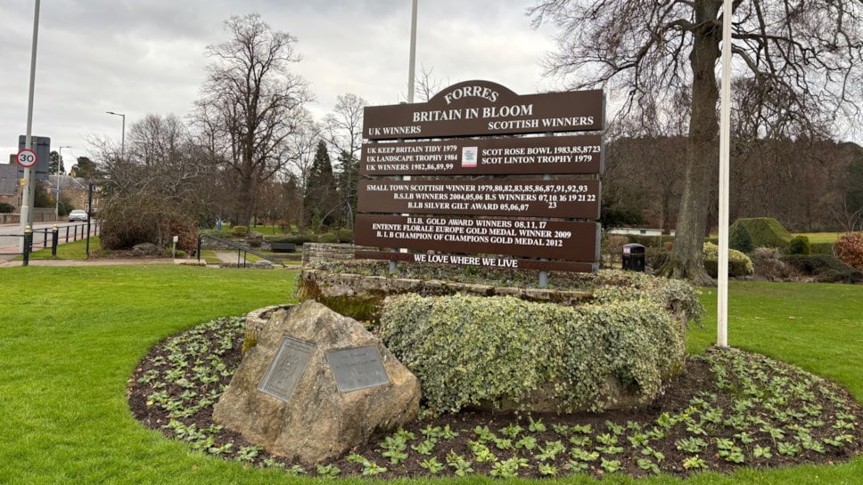 Forres in Bloom sign