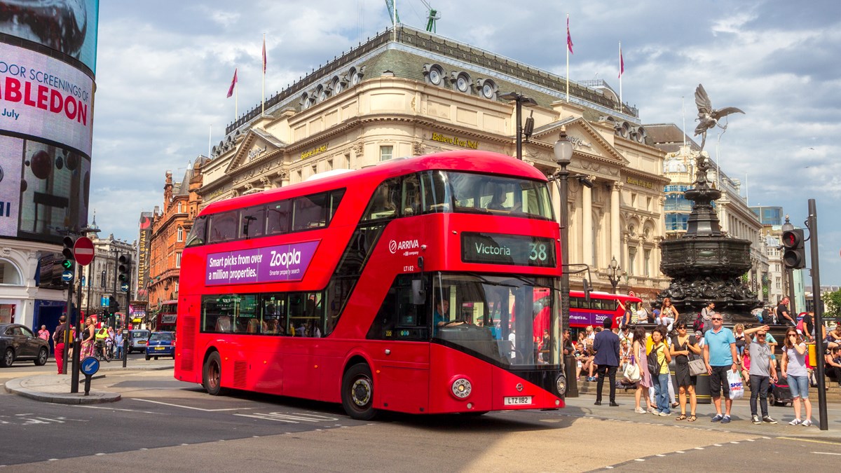 Bus at Picadilly Circus