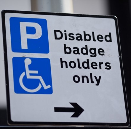 Disabled parking sign 3