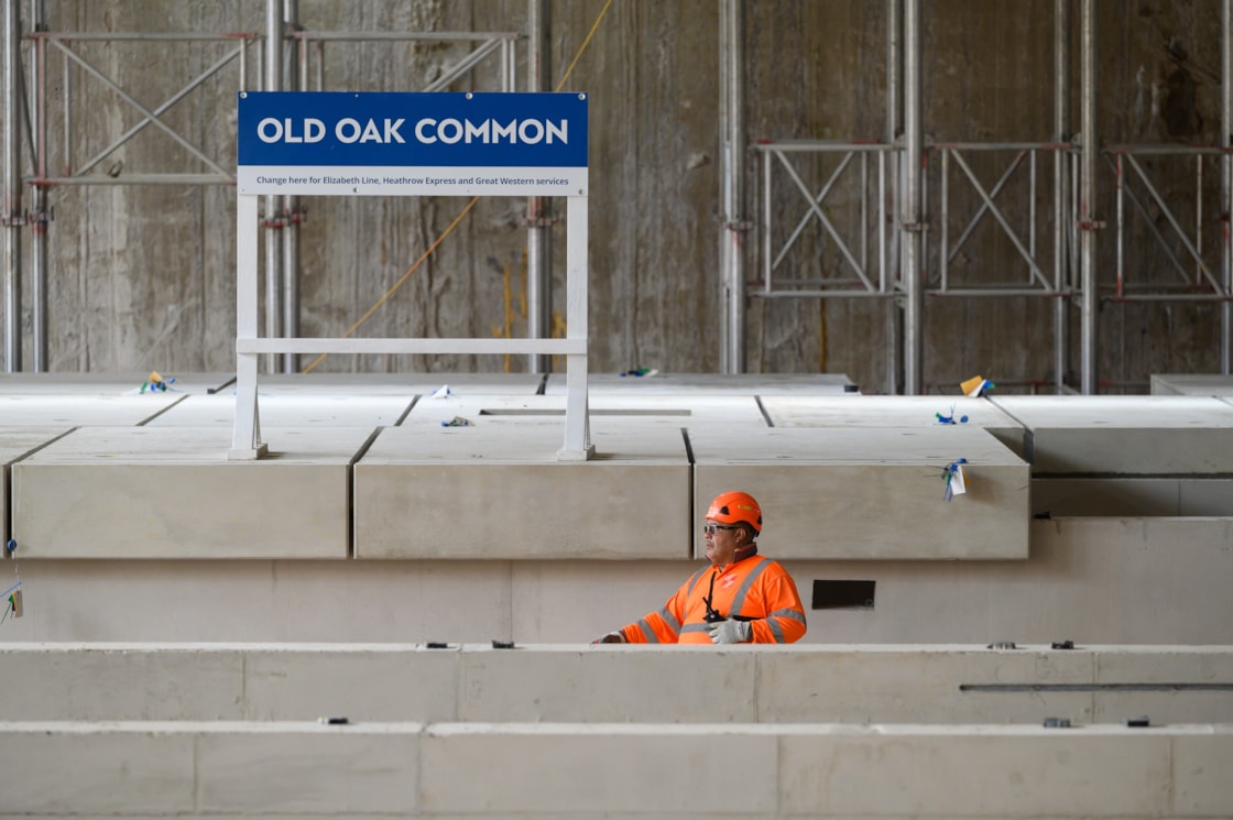 First platforms installed at HS2's Old Oak Common station for HS2 trains - May 2025-4