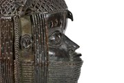 Bronze sculpture depicting an Oba (king) of Benin close1