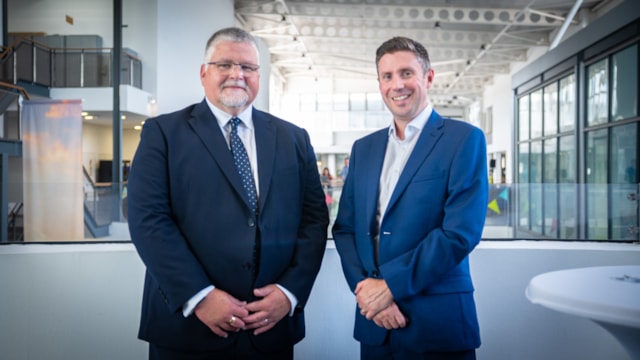 MOU Met Office and Network Rail: Met Office's Director of Government and Industry Relationships Steve Calder and Network Rail's Head of Programme Management Russell Shanley.